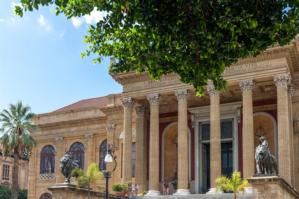 img:https://www.thethinkingtraveller.com/media/Resized/SICILY local areas/Palermo/1000/TTT_Sicily_Palermo_OCT17_052.jpg